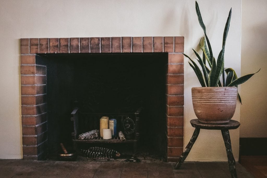 10 Reasons why you should have your Fireplace Serviced